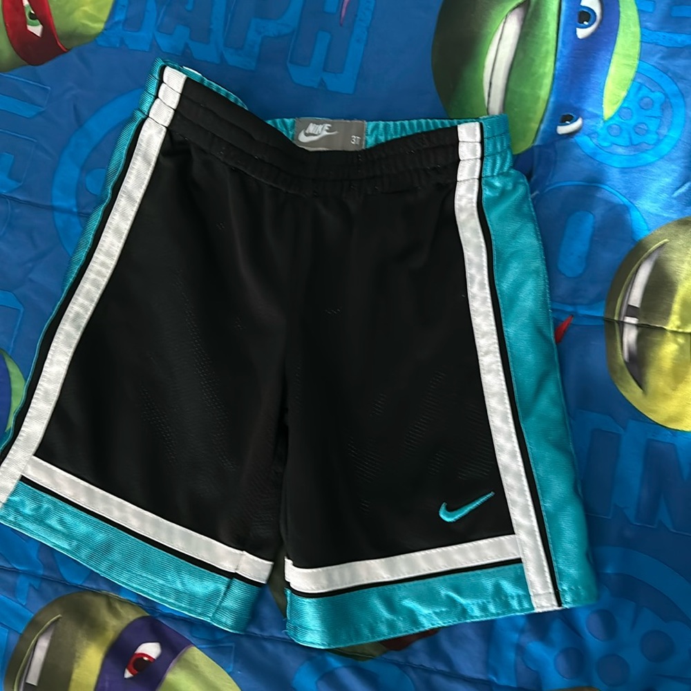 Nike size 3 toddler shorts